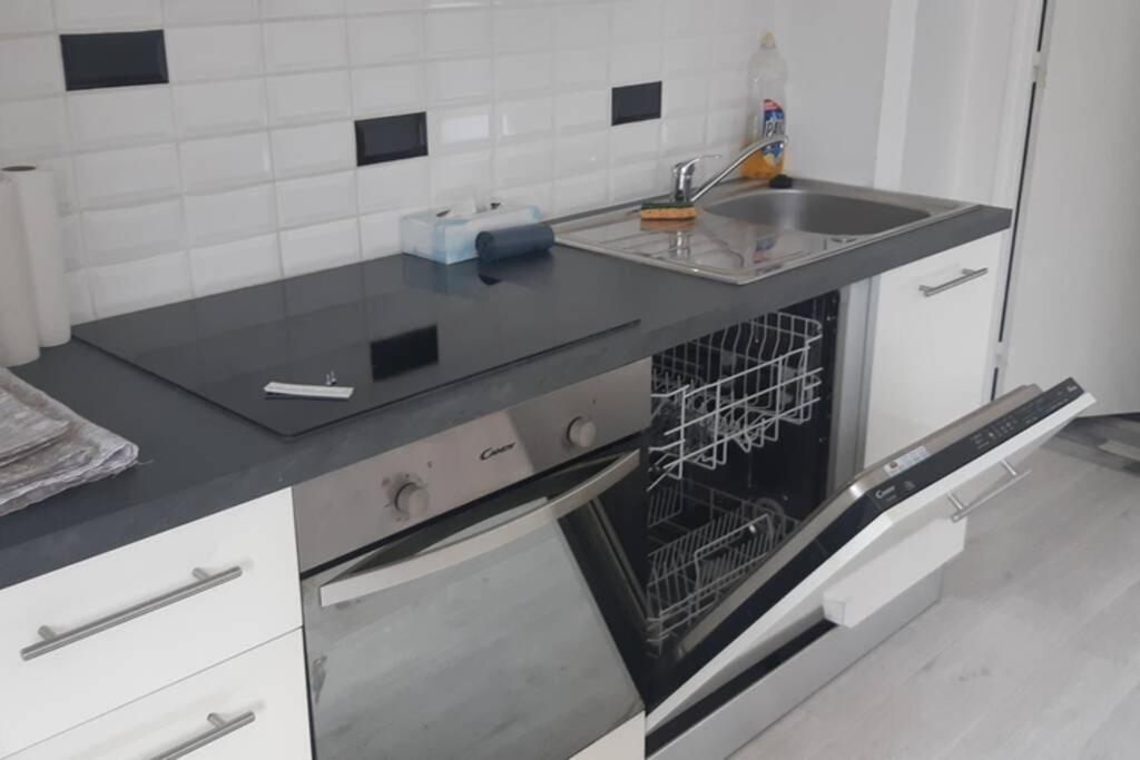 Elbeuf Etg1 Droite Sweet Home Netflix Wifi Esterno foto